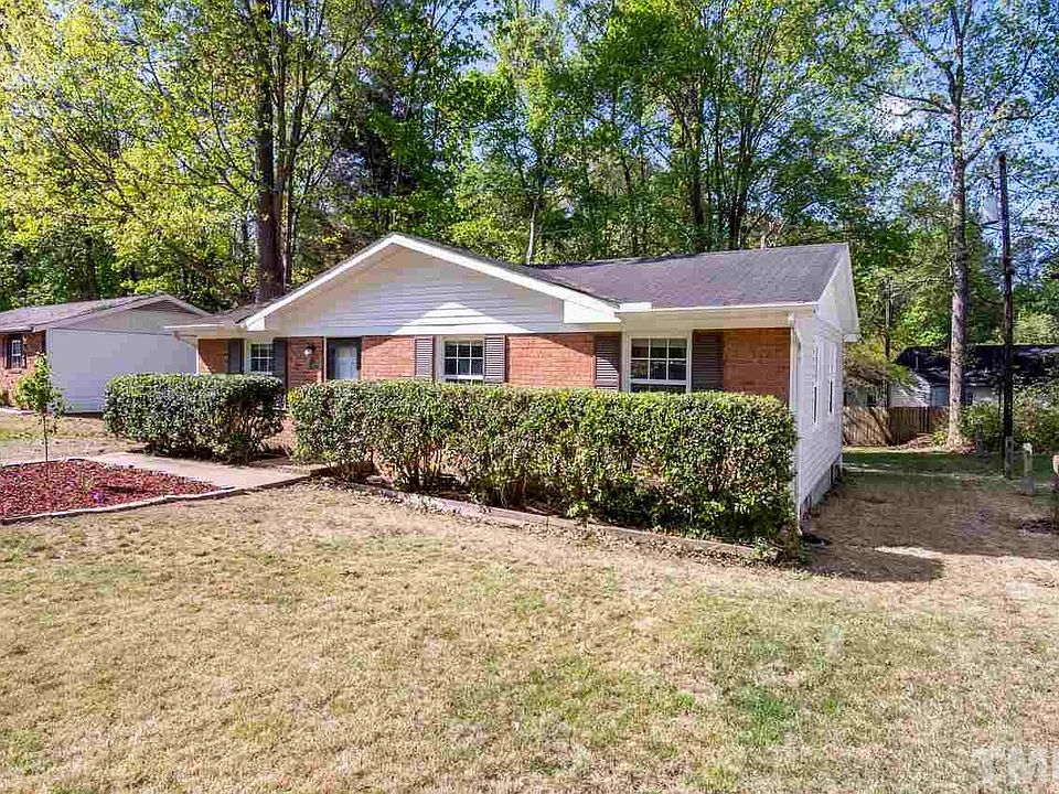 1st image of 2617 Glenbrook Dr