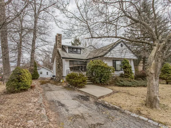 72 Murray Road, Greenwood Lake, NY 10925