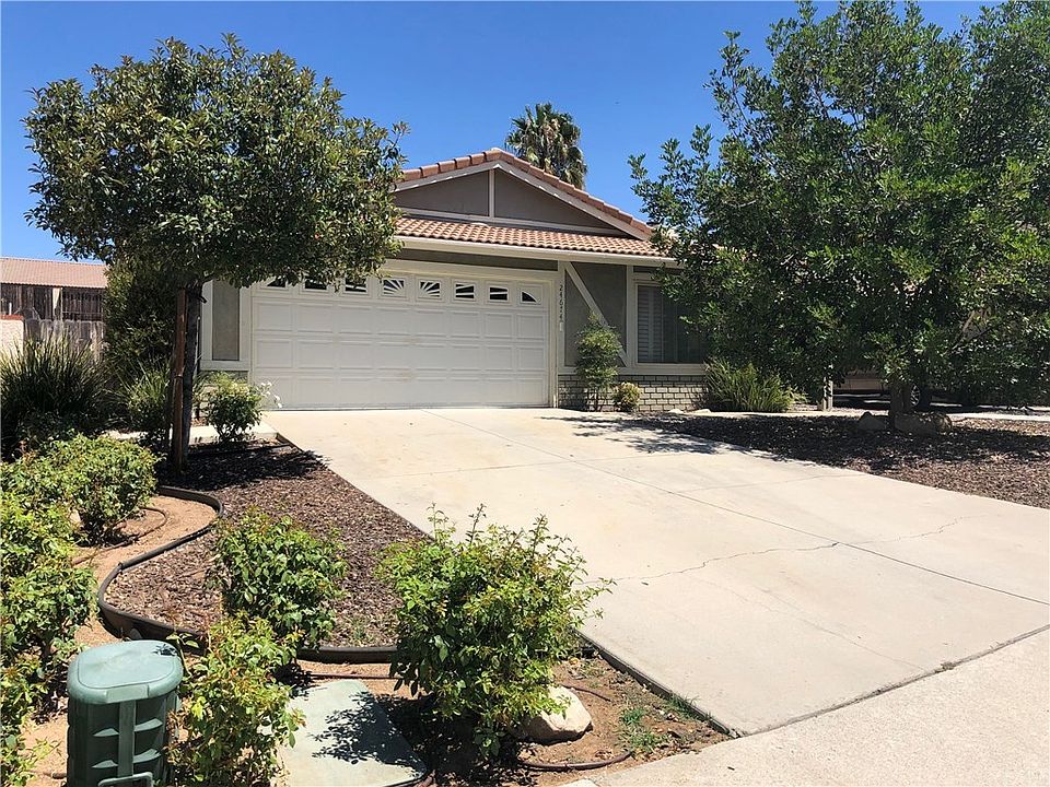 1st image of 24674 Summerfield Dr