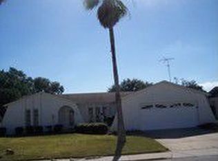 8252 Medford Dr, Port Richey, FL 34668