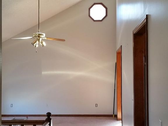 2nd image of 1448 SW Highland Dr