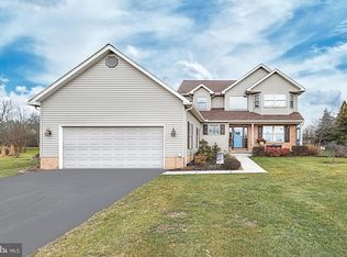 90 Highland Ave, Abbottstown, PA 17301