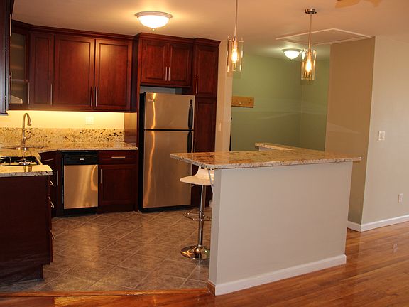 3rd image of 6029 78th Ave #2