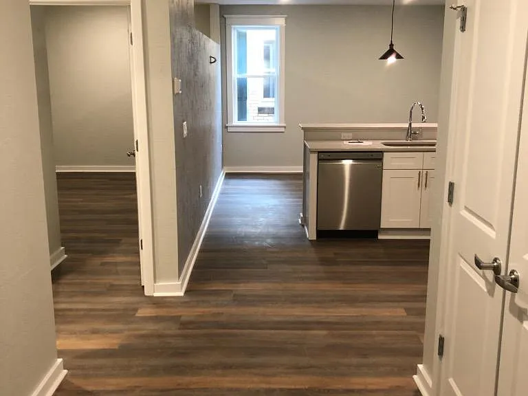 136 S Pennsylvania Ave #204 — Photo 4