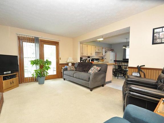 4th image of 4093 Cypress Ave