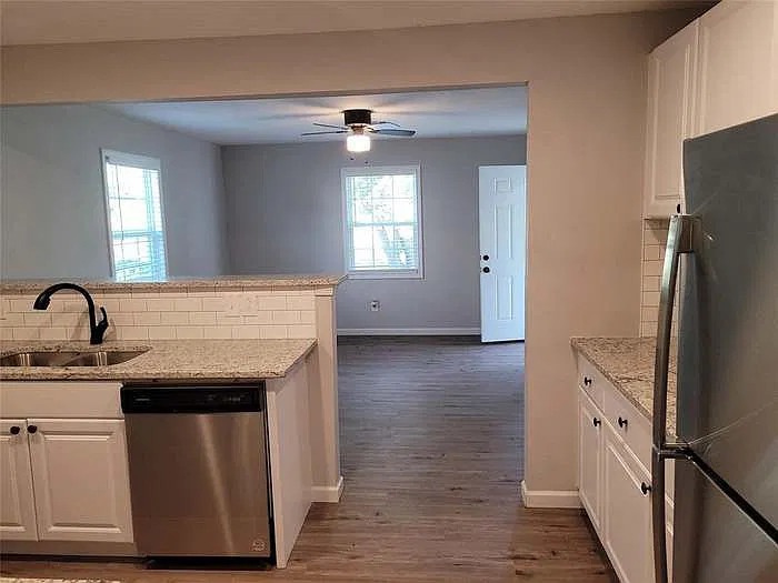 1 bed, 694 sqft, $1,250 — Photo 4