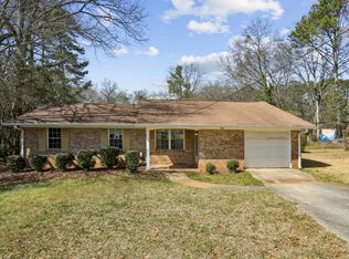 2235 Chamois Ct, Decatur, GA 30035