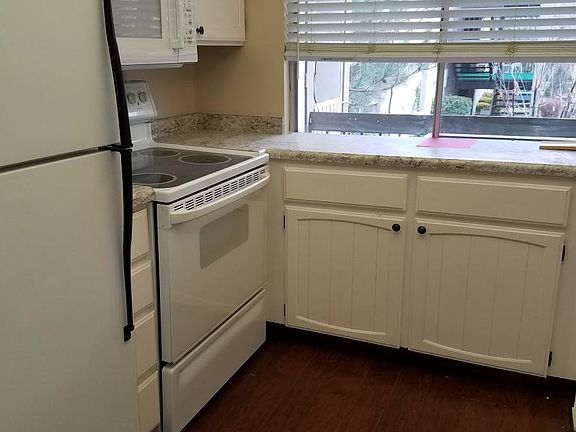 4th image of 5761 S Waterbury Cir Unit J