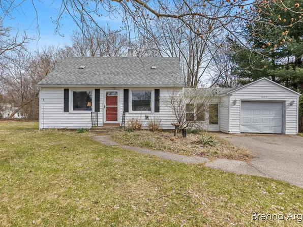 1472 Mullins Ave NW, Grand Rapids, MI 49534