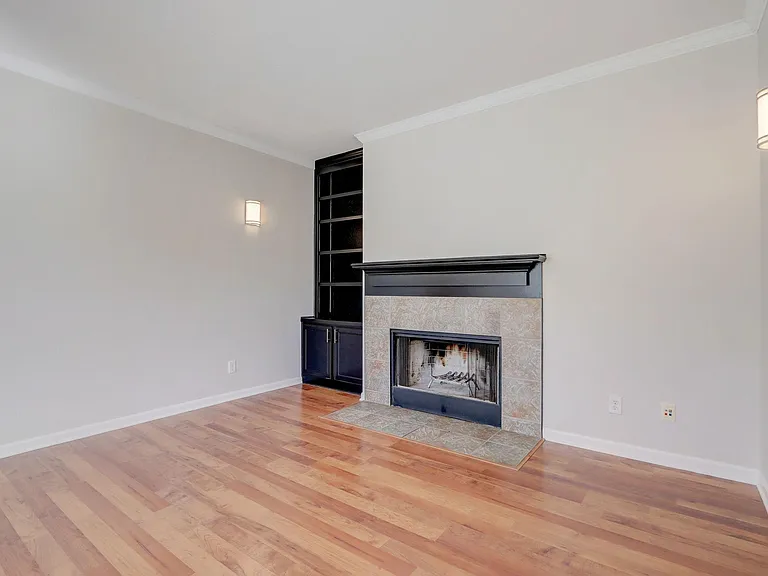 1242 Pawtucket Dr — Photo 9