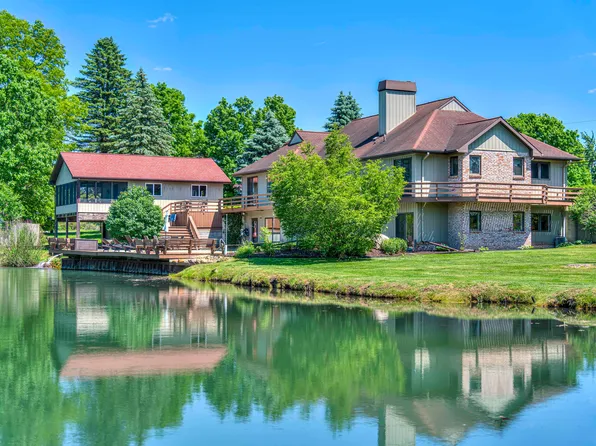 10738 County Farm Rd, Parma, MI 49269