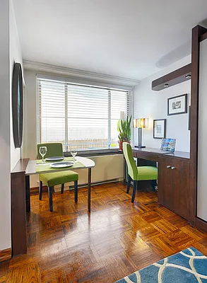 Sold by R New York | media 8