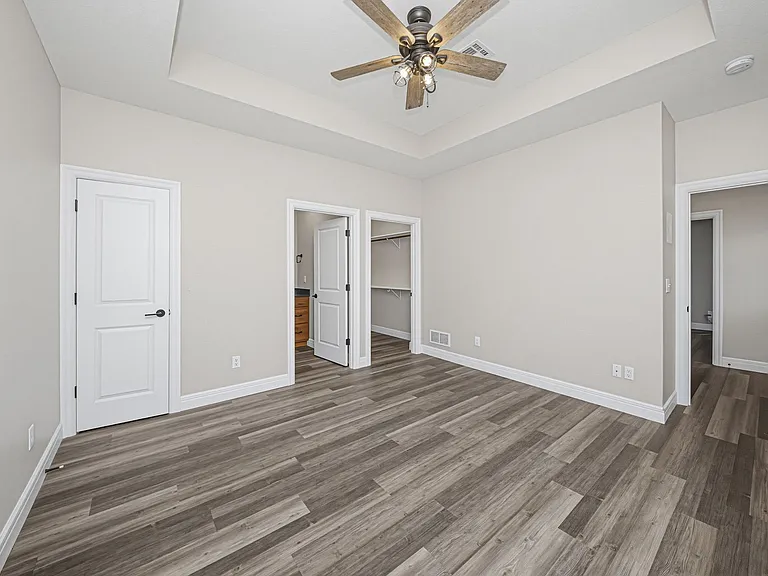 1704 Kenneth Dr — Photo 20