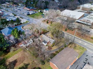 406 E Williams St, Apex, NC 27502