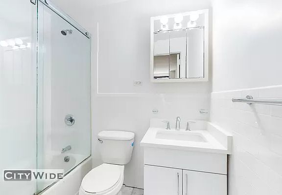 3rd image of 463 Lexington Ave #43