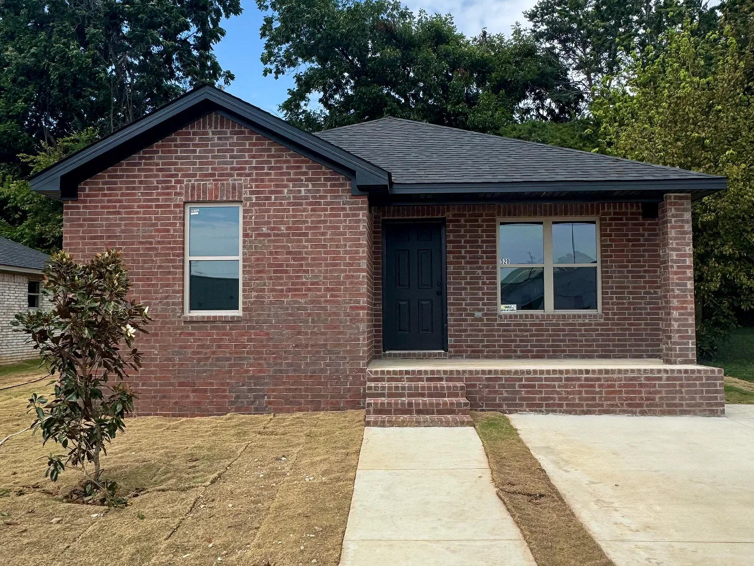 3 bed, 1350 sqft, $1,450 — Photo 1