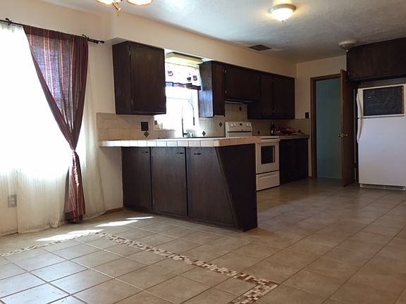 4th image of 517 Prairieview Dr