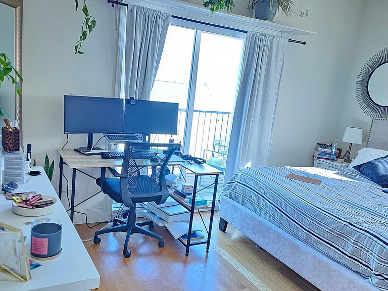 3123 N Oakley Ave #3S — Photo 7