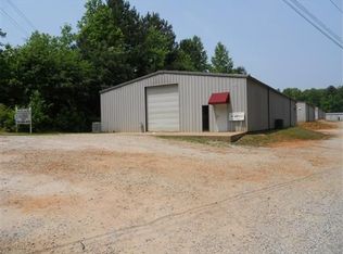 378 Old Hutchinson Mill Rd, Lagrange, GA 30240