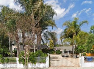 18859 Strathern St, Reseda, CA 91335