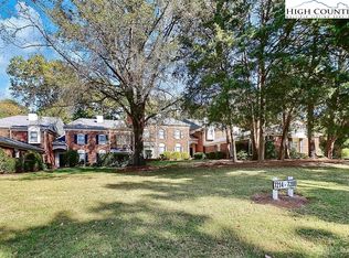 7204 Quail Meadow Ln, Charlotte, NC 28210