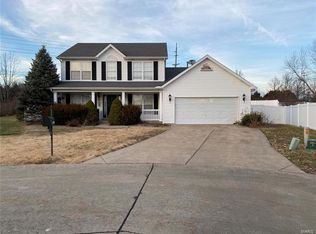 2906 Woodhaven Cir, High Ridge, MO 63049