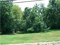 1st image of 208 1/2 Bluegrass Ave