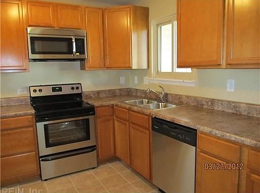 5th image of 1701 Bivens St