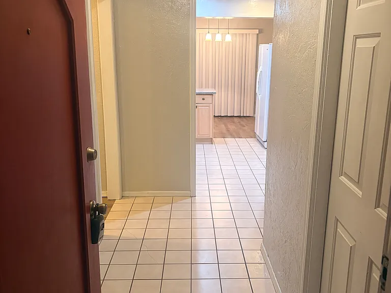 2904 Quail Holw — Photo 3