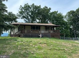 199 Crystal Mountain View Ln, Romney, WV 26757