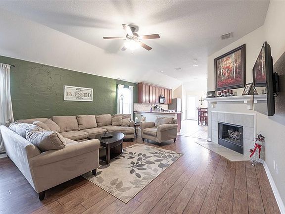 4th image of 13744 Village Vista Dr