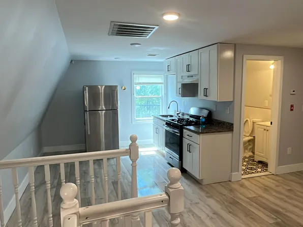 100 Columbia Ave #3, Newark, NJ 07106