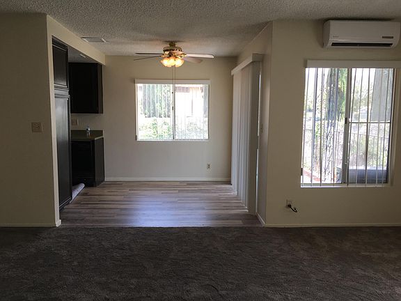 3rd image of 119 W Live Oak St
