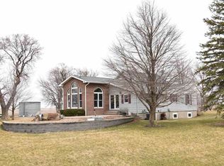 1571 240th St, Independence, IA