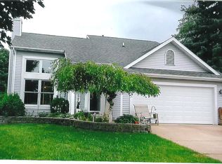 415 Ada St, South Lyon, MI 48178