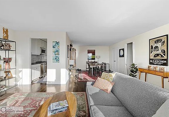 3rd image of 4525 Henry Hudson Pkwy W #1201