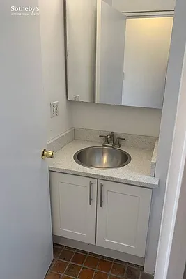 Rented by Sotheby's International Realty | media 11