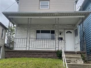 521 Emerson Ave, Farrell, PA 16121