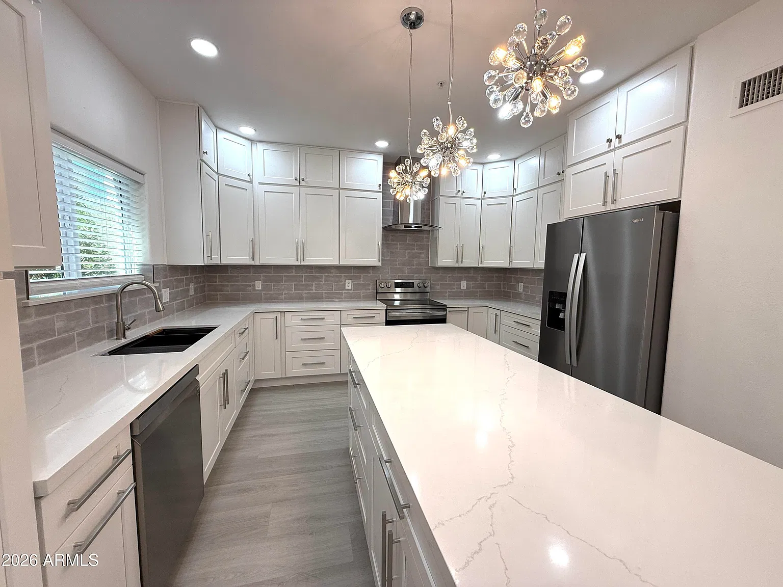3 bed, 2.5 bath, 1700 sqft, $2,350 — Photo 1