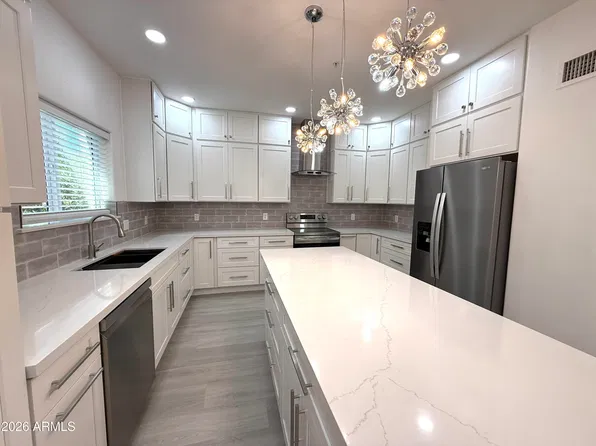 12820 N Mountainside Dr APT B, Fountain Hills, AZ 85268