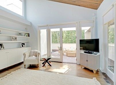 4th image of 5 Glen Oak Ct
