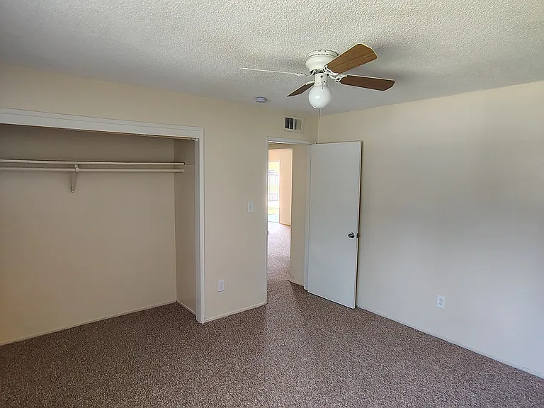 2401-12 Christmas Tree Ln #13 — Photo 7