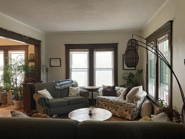 2549 Fillmore St NE #1 — Photo 2
