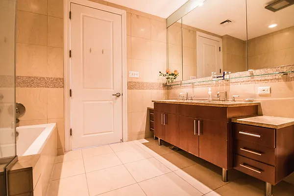 Rented by Keller Williams NYC | media 23