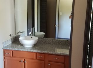 8439 E Cypress Point Ct, Baton Rouge, LA 70809