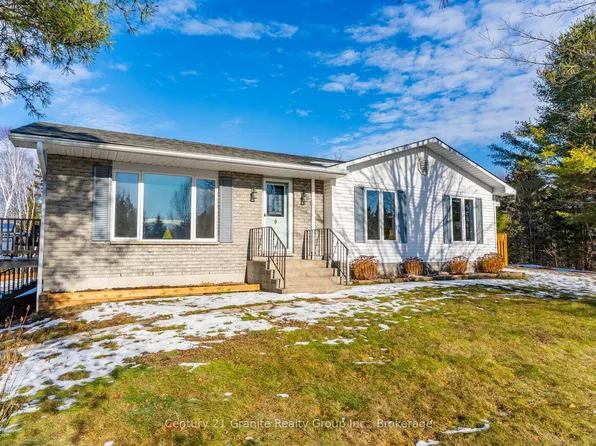 1039 Essonville Line, Highlands East, ON K0L 2Y0