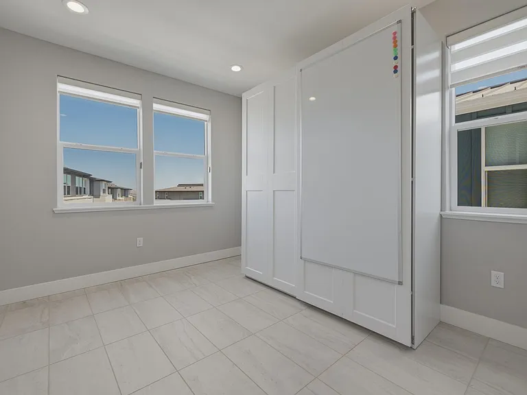 1230 Mateo Miller Cir — Photo 43