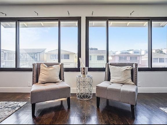 4th image of 49 Lycett Cir