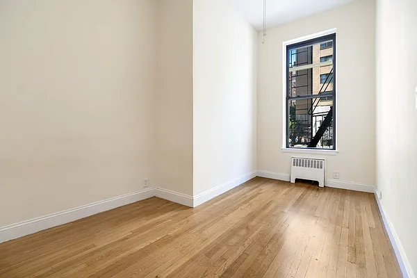 Rented by Compass | media 55