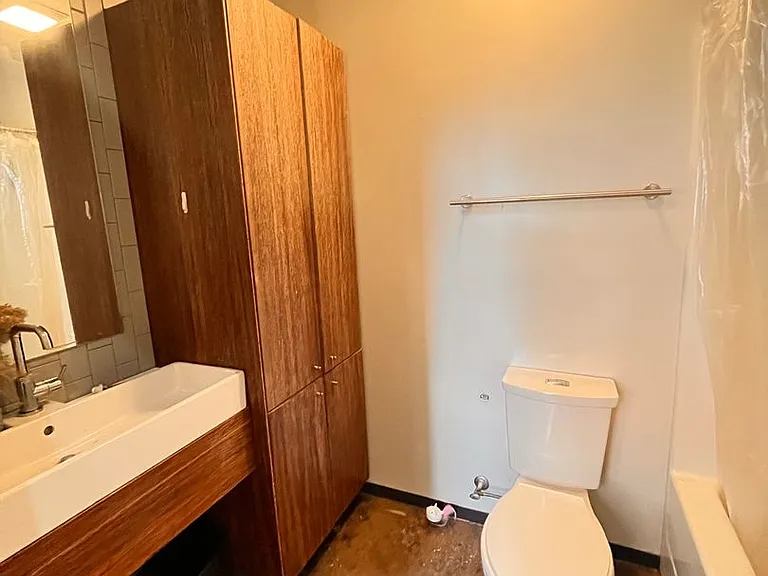 415 Oliver Hill Way — Photo 6